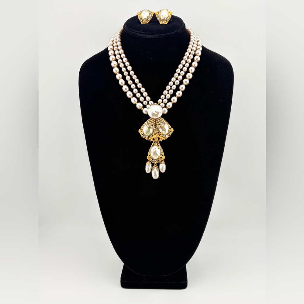 RARE Miriam Haskell Baroque Pearl Pendant Necklace and Earrings - Picture 2 of 9